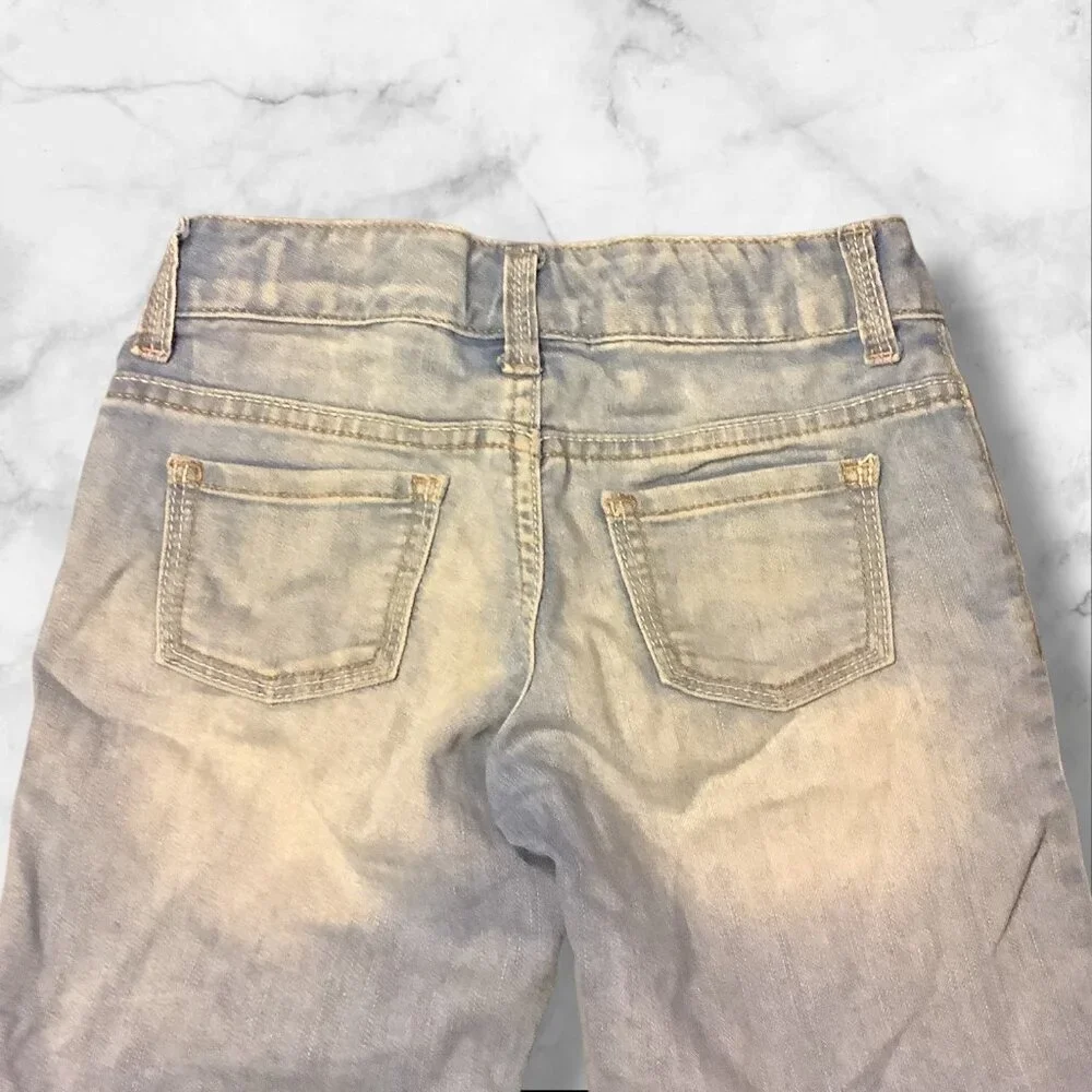 Old Navy Girls Size‎ 7 Regular Blue Denim Shorts Featuring Colorful Peace & Love